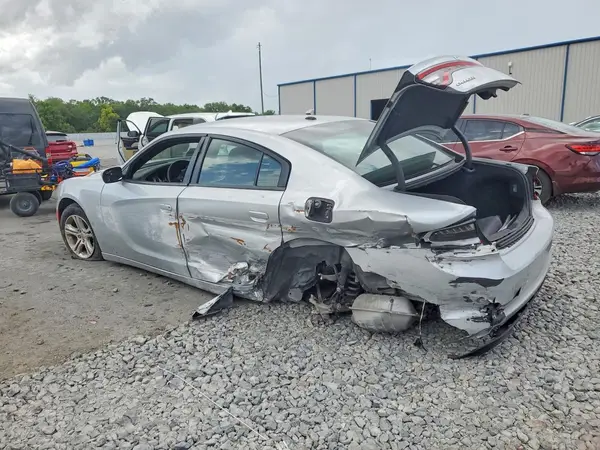 2C3CDXBG8NH261257 2022 DODGE CHARGER - Image 2