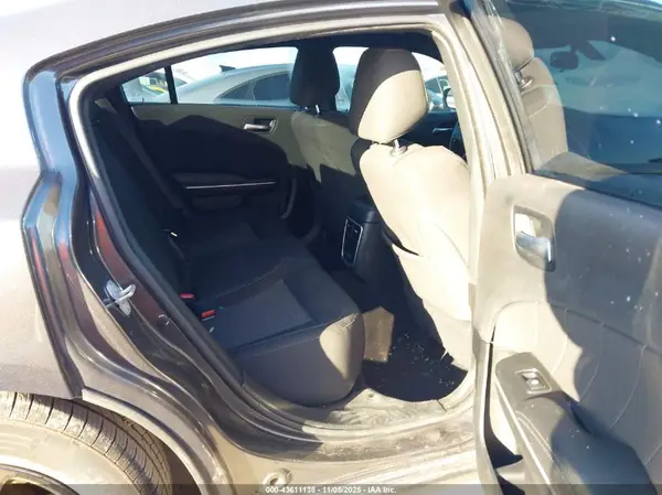 2C3CDXBG8PH529369 2023 DODGE CHARGER - Image 8