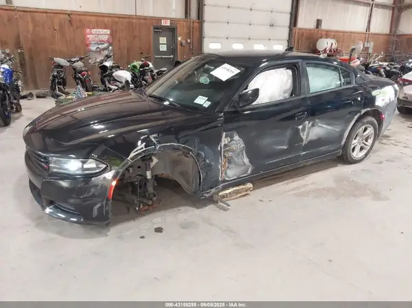 2C3CDXBG8PH529792 2023 DODGE CHARGER - Image 2