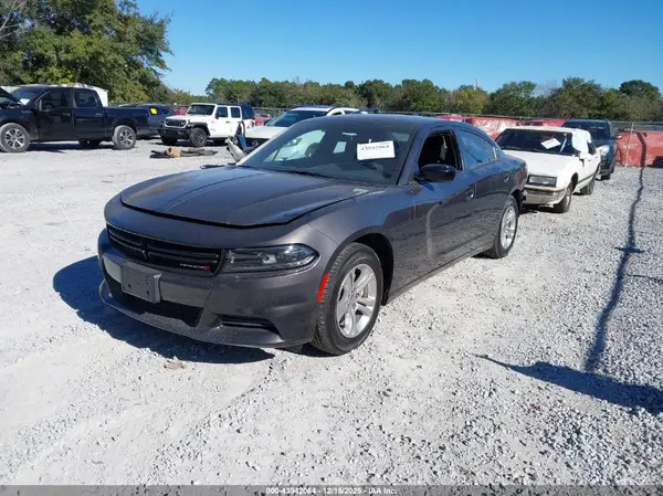 2C3CDXBG8PH635014 2023 DODGE CHARGER - Image 2