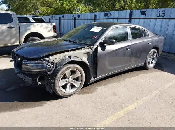 2C3CDXBG9GH174566 2016 DODGE CHARGER - Image 2