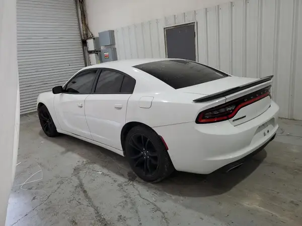 2C3CDXBG9HH511318 2017 DODGE CHARGER - Image 2