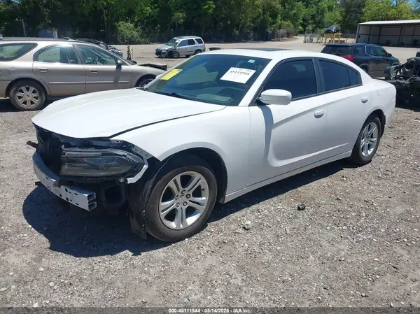 2C3CDXBG9HH517443 2017 DODGE CHARGER - Image 2