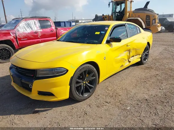 2C3CDXBG9HH553620 2017 DODGE CHARGER - Image 2