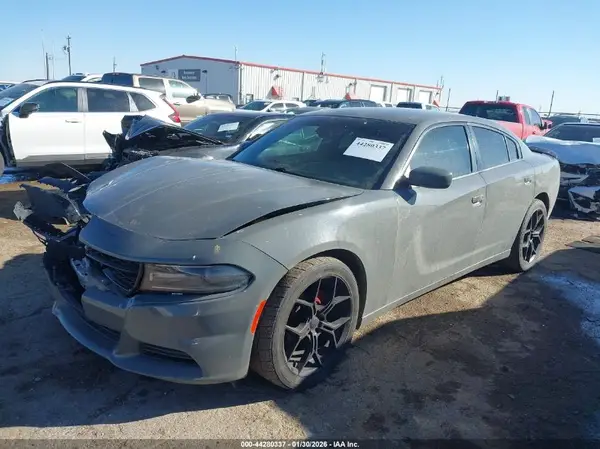 2C3CDXBG9HH584009 2017 DODGE CHARGER - Image 2