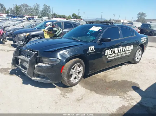 2C3CDXBG9HH584303 2017 DODGE CHARGER - Image 2