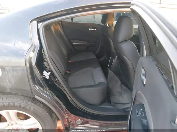 2C3CDXBG9HH584303 2017 DODGE CHARGER - Image 8
