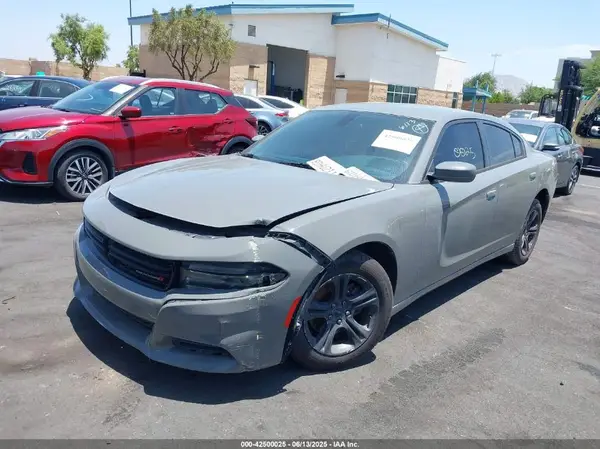 2C3CDXBG9JH129439 2018 DODGE CHARGER - Image 2