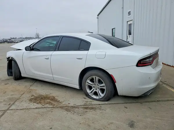 2C3CDXBG9JH139789 2018 DODGE CHARGER - Image 2