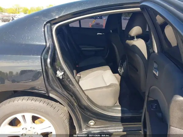 2C3CDXBG9JH144961 2018 DODGE CHARGER - Image 8