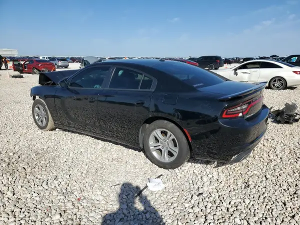 2C3CDXBG9JH196560 2018 DODGE CHARGER - Image 2
