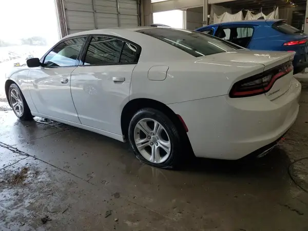 2C3CDXBG9JH232263 2018 DODGE CHARGER - Image 2