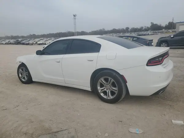 2C3CDXBG9JH236927 2018 DODGE CHARGER - Image 2