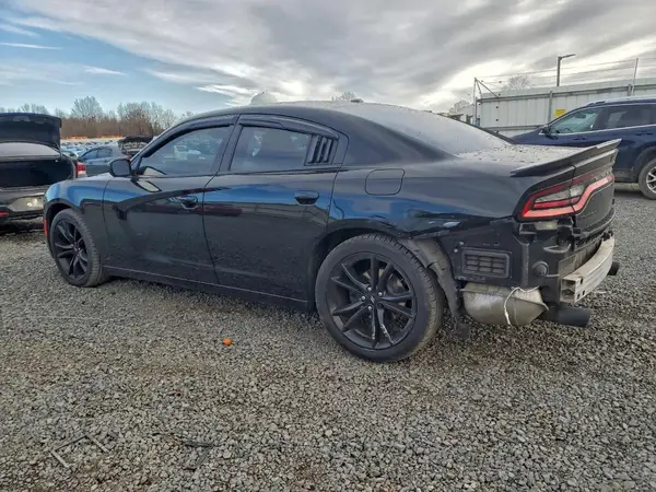 2C3CDXBG9JH272844 2018 DODGE CHARGER - Image 2