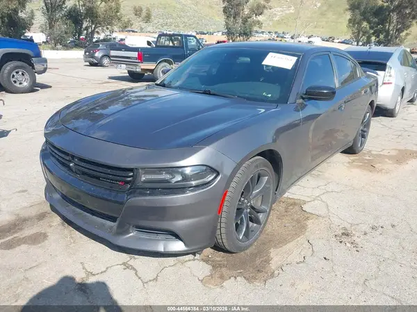 2C3CDXBG9JH281088 2018 DODGE CHARGER - Image 2