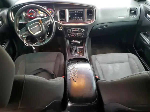 2C3CDXBG9JH335649 2018 DODGE CHARGER - Image 8