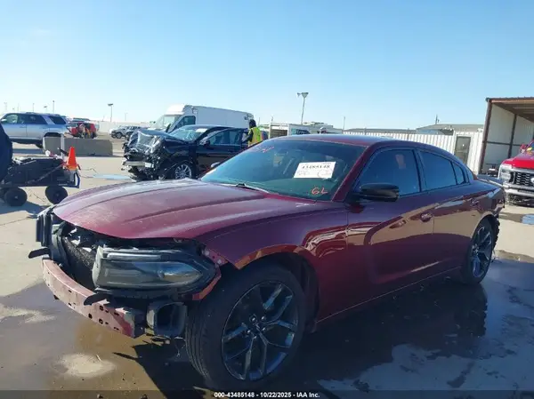 2C3CDXBG9KH523136 2019 DODGE CHARGER - Image 2