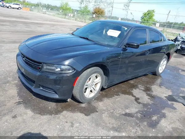 2C3CDXBG9KH572644 2019 DODGE CHARGER - Image 2