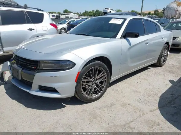 2C3CDXBG9KH576807 2019 DODGE CHARGER - Image 2