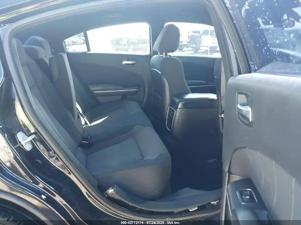 2C3CDXBG9KH588343 2019 DODGE CHARGER - Image 8