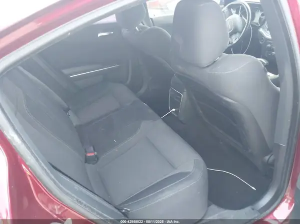 2C3CDXBG9KH640182 2019 DODGE CHARGER - Image 8
