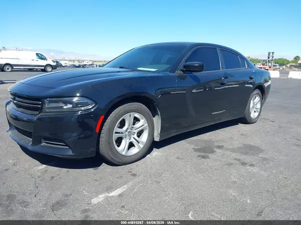2C3CDXBG9KH659833 2019 DODGE CHARGER - Image 2