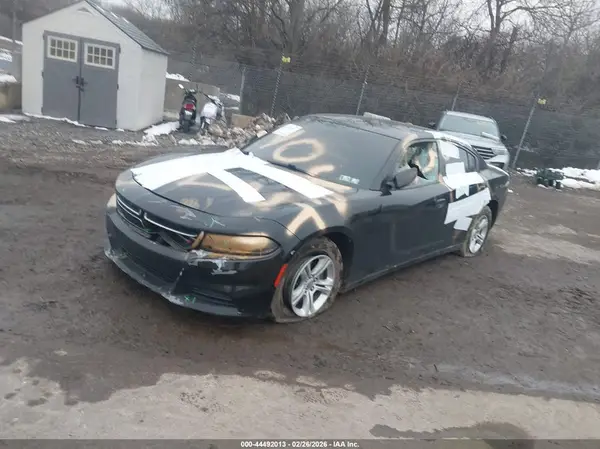 2C3CDXBG9KH664806 2019 DODGE CHARGER - Image 2
