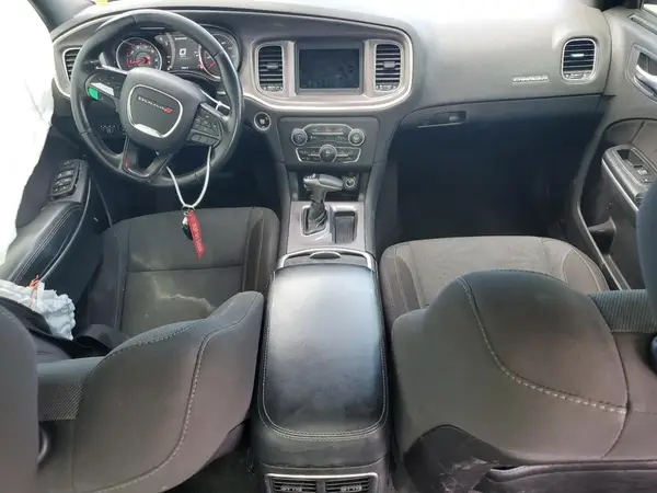 2C3CDXBG9KH670394 2019 DODGE CHARGER - Image 8