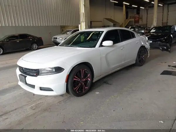 2C3CDXBG9KH695313 2019 DODGE CHARGER - Image 2