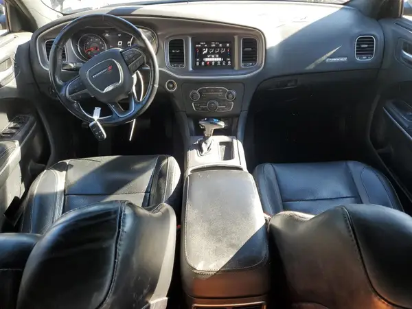2C3CDXBG9KH695604 2019 DODGE CHARGER - Image 8