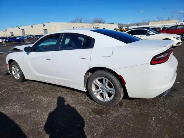2C3CDXBG9KH699457 2019 DODGE CHARGER - Image 2