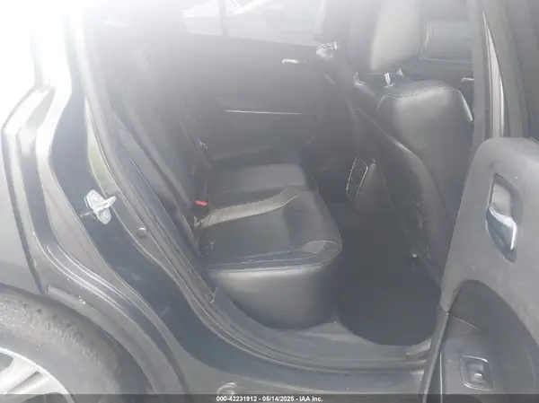 2C3CDXBG9KH711591 2019 DODGE CHARGER - Image 8
