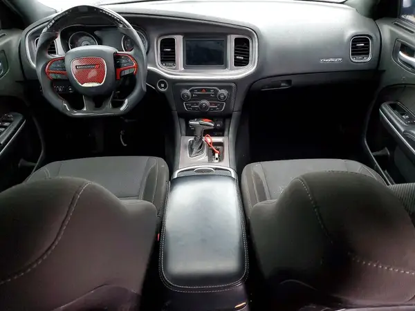 2C3CDXBG9KH720615 2019 DODGE CHARGER - Image 8