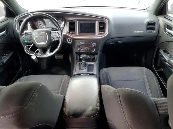 2C3CDXBG9KH748768 2019 DODGE CHARGER - Image 8