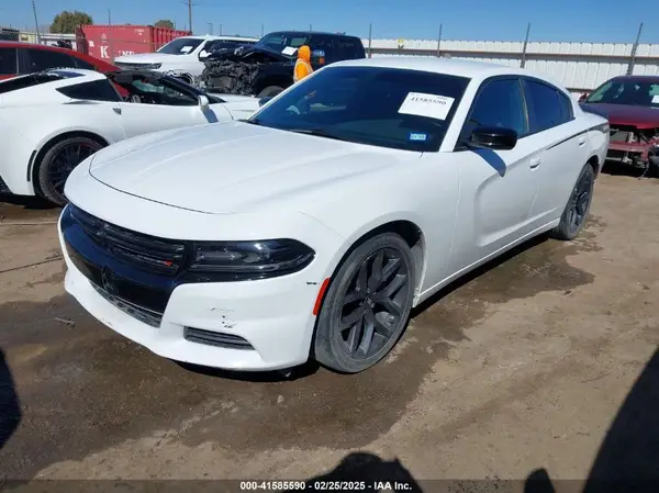 2C3CDXBG9LH136457 2020 DODGE CHARGER - Image 2