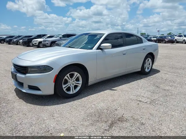 2C3CDXBG9LH190034 2020 DODGE CHARGER - Image 2