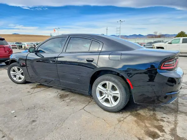 2C3CDXBG9LH234761 2020 DODGE CHARGER - Image 2