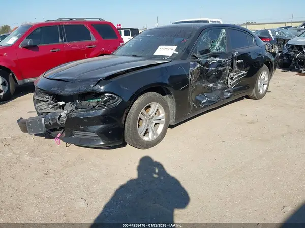 2C3CDXBG9NH145047 2022 DODGE CHARGER - Image 2
