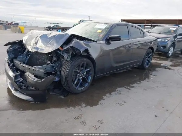 2C3CDXBG9PH523791 2023 DODGE CHARGER - Image 2