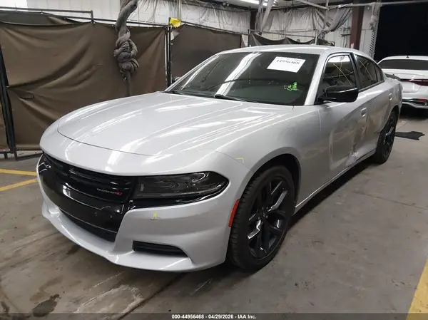 2C3CDXBG9PH556810 2023 DODGE CHARGER - Image 2