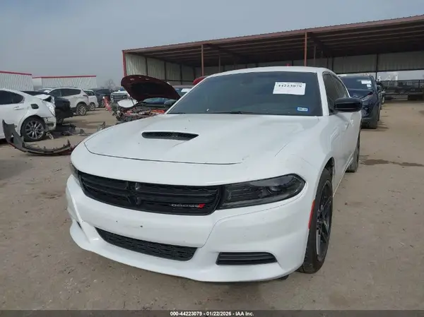 2C3CDXBG9PH674520 2023 DODGE CHARGER - Image 2
