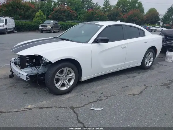 2C3CDXBG9PH674856 2023 DODGE CHARGER - Image 2