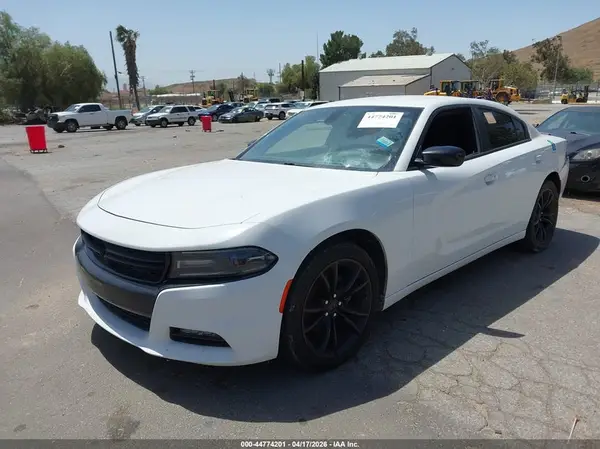 2C3CDXBGXGH223029 2016 DODGE CHARGER - Image 2