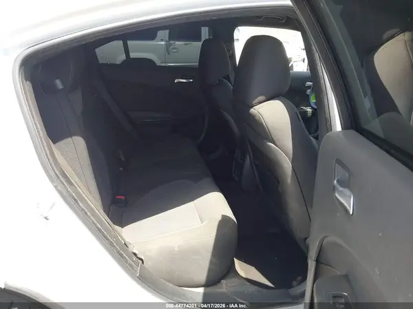 2C3CDXBGXGH223029 2016 DODGE CHARGER - Image 8
