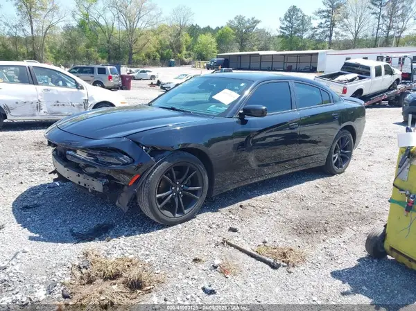 2C3CDXBGXHH643102 2017 DODGE CHARGER - Image 2