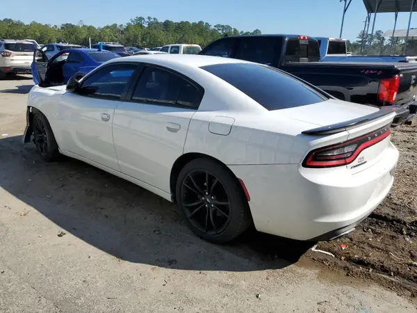 2C3CDXBGXHH657324 2017 DODGE CHARGER - Image 2