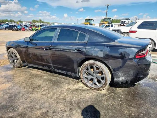2C3CDXBGXJH129319 2018 DODGE CHARGER - Image 2