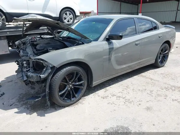 2C3CDXBGXJH145648 2018 DODGE CHARGER - Image 2