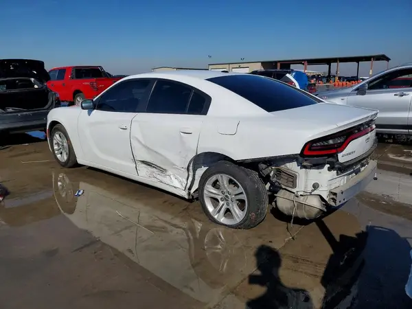 2C3CDXBGXJH174020 2018 DODGE CHARGER - Image 2