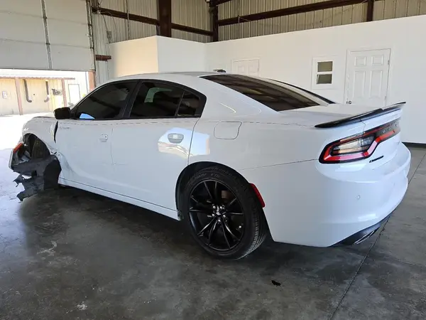 2C3CDXBGXJH186426 2018 DODGE CHARGER - Image 2